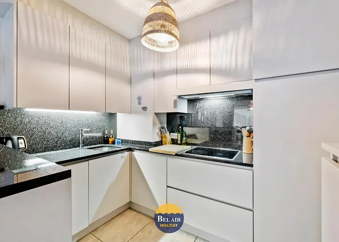 Cozy 1-bedroom In T116